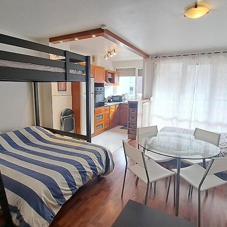 Studio Cosy 33 M² Limite Lyon. Parking Privatif. 布龙 外观 照片